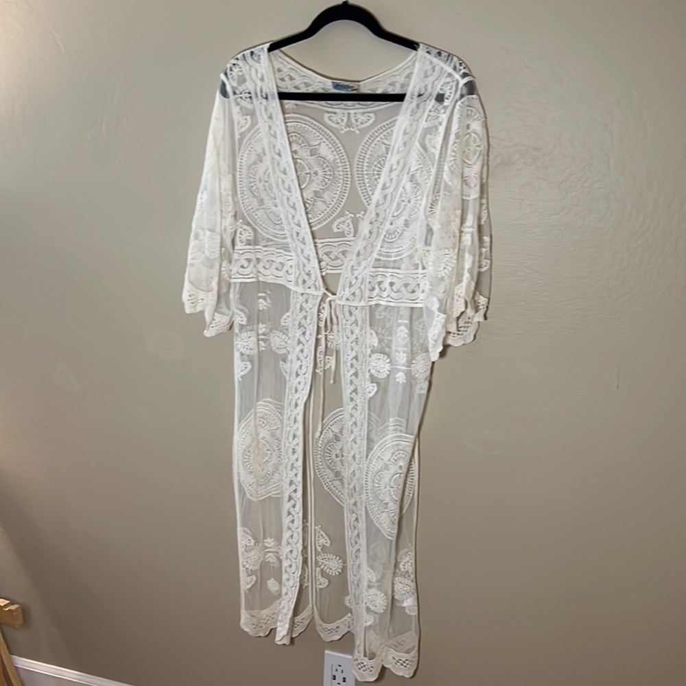 Gently used Off-white lace kimono ties in the front. - Picture 2 of 3
